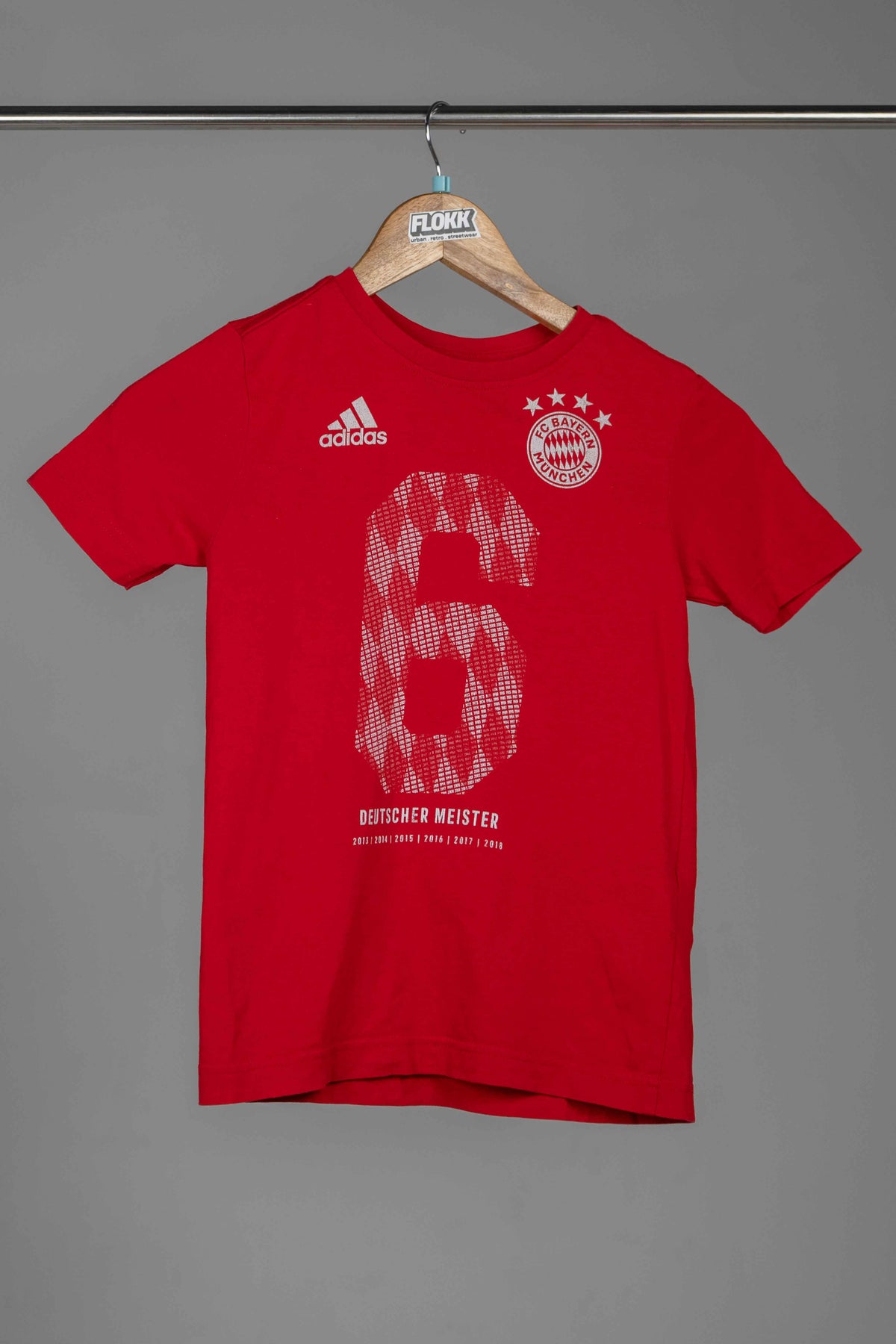 Adidas tee