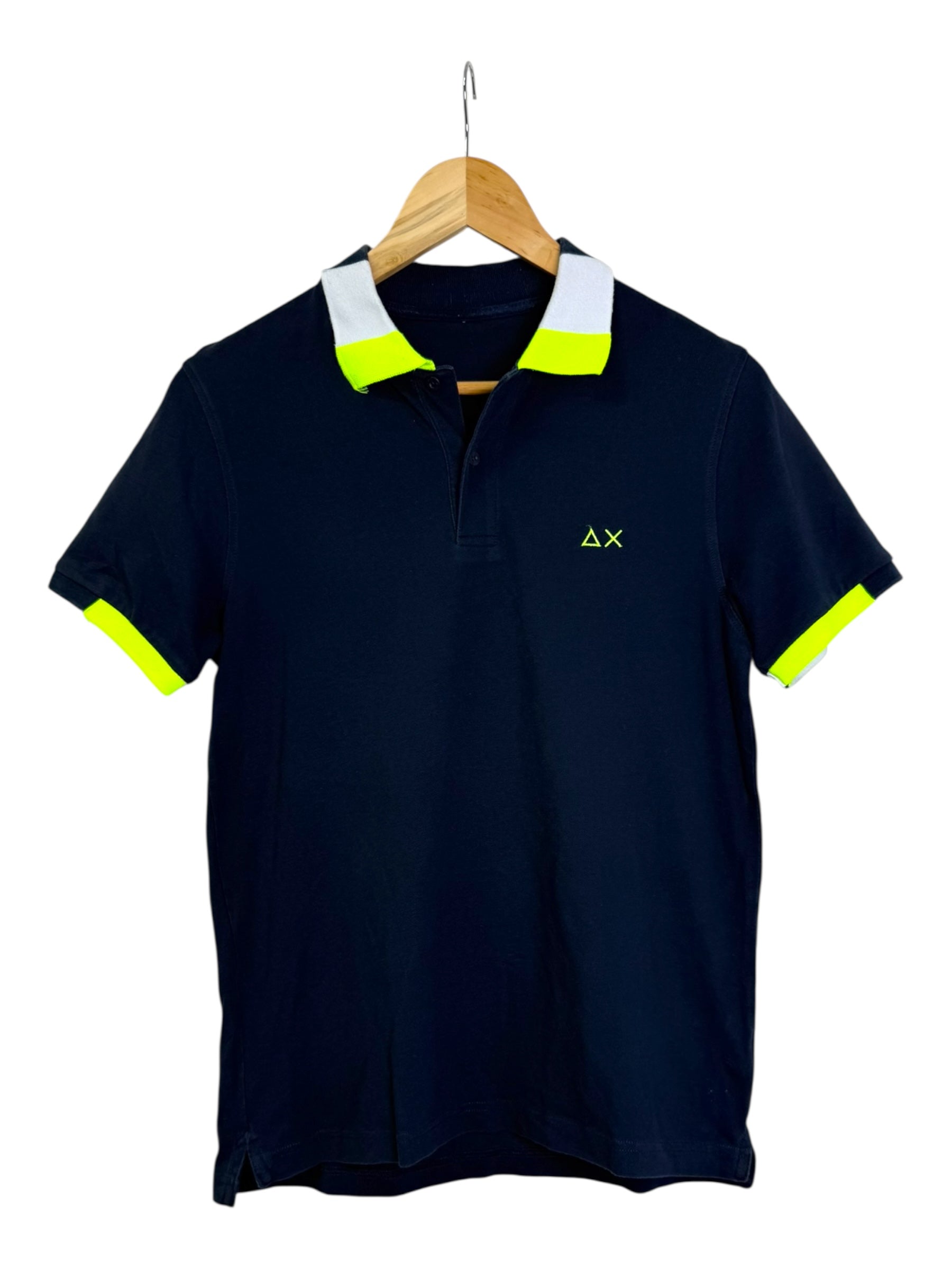 AX  Vintage 90's Polo Shirt - Small