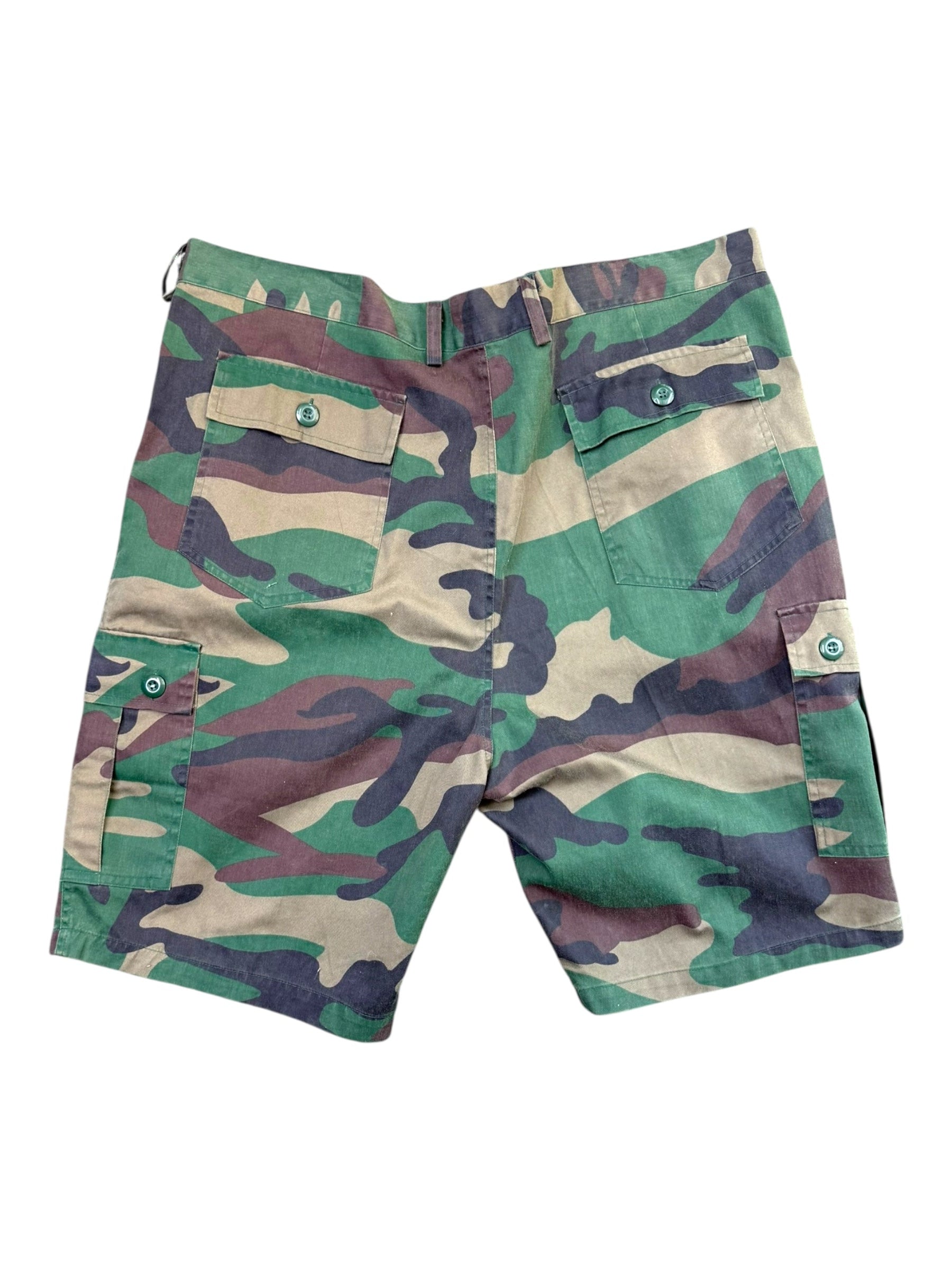 Follow Me Camo Cargo Shorts - W42 L 57
